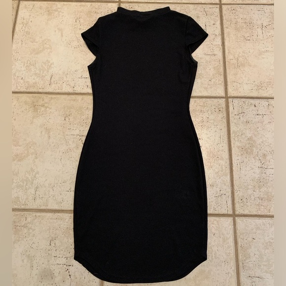 💜 PrettyLittleThing Black Ribbed Bodycon Mini Dress, Size US 4 - Picture 4 of 7